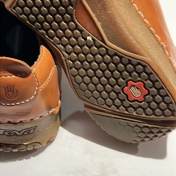 TEVA Ancona Waterproof Leather Clog Shoe Size 9. B62 - Picture 8 of 8